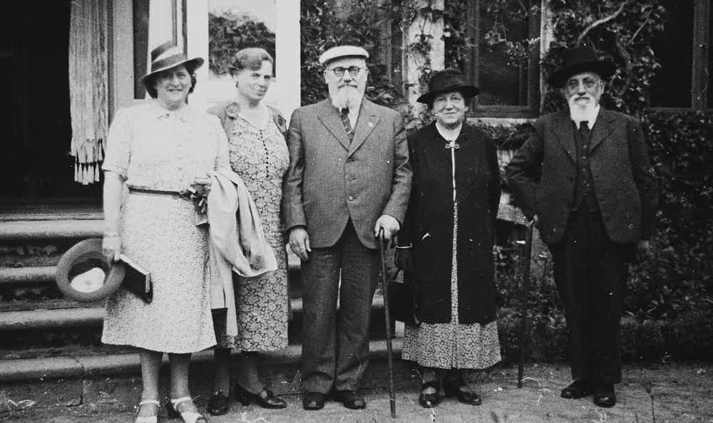 Five Danish Jews pose outside a home in Copenhagen.
Among those pictured are the Hartvigs, the grandparents of Hetty Fisch.